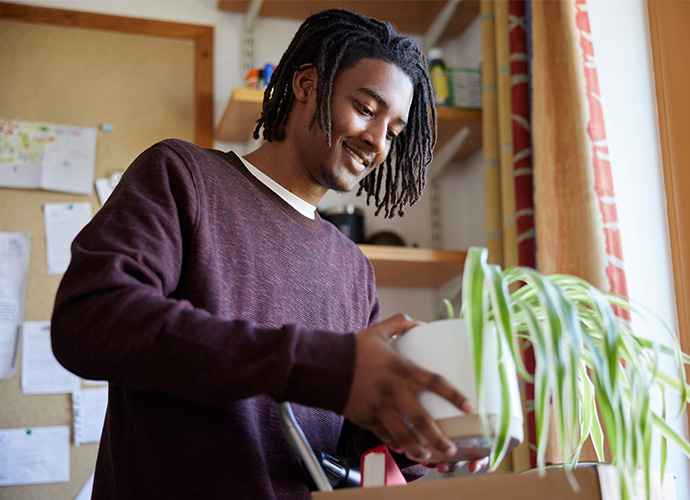 Student Preparing to move out of student house